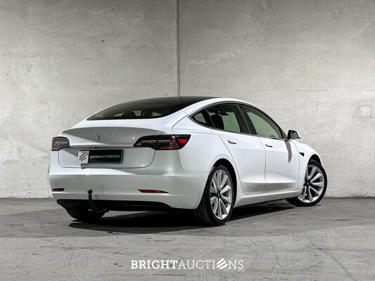 Tesla Model 3 Standard RWD Plus 60 kWh 238pk 2020 (Origineel-NL), J-064-LB