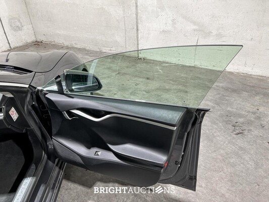 Tesla Model S 75D Base 333pk 2018 (Origineel-NL), RZ-492-N