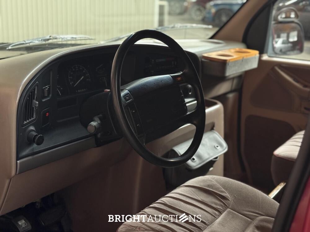 Ford E150 5.0 1993, 95-VH-NN