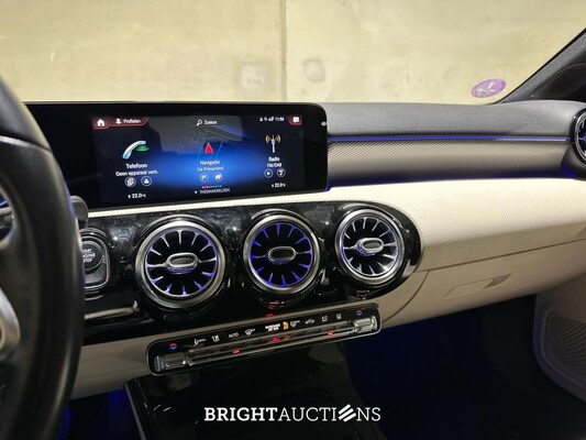 Mercedes-Benz A250 e Business Solution Luxury Limited 218pk 2020 (Origineel-NL + 1e Eigenaar) A-klasse, J-849-SG