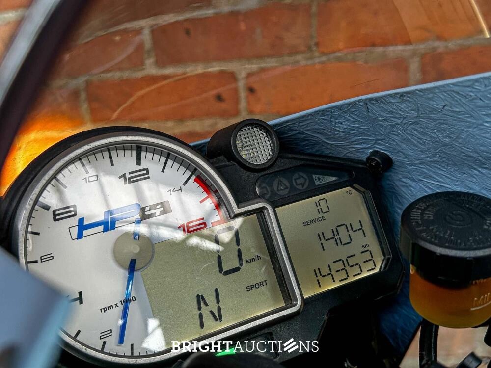 BMW S1000RR HP4 Cafe Racer 193pk 2013