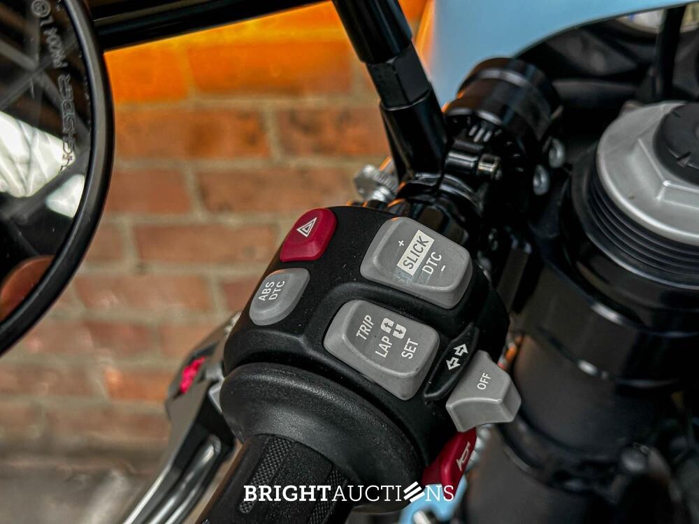 BMW S1000RR HP4 Cafe Racer 193pk 2013