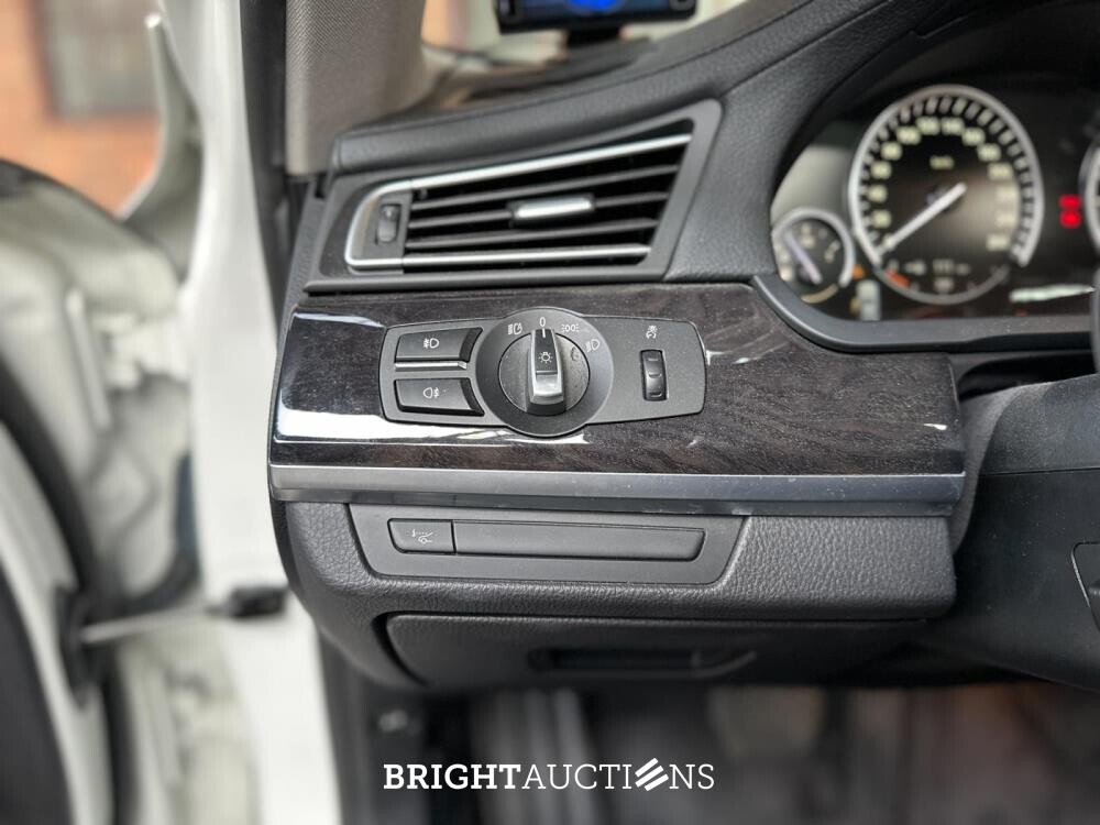 BMW ActiveHybrid7 / F04 7-serie 4.4 V8 465pk 2011 -Youngtimer- 82.000km