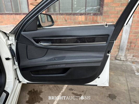 BMW ActiveHybrid7 / F04 7-serie 4.4 V8 465pk 2011 -Youngtimer- 82.000km