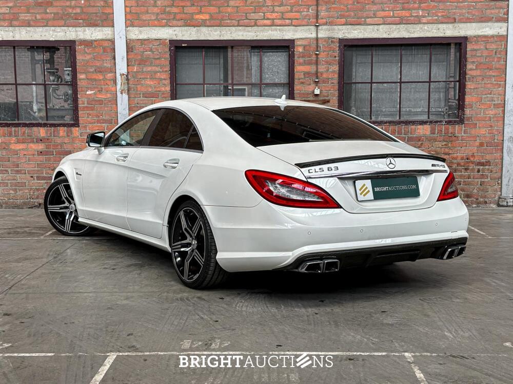 Mercedes-Benz CLS63 AMG 5.5 V8 525pk 2012 CLS-Klasse (53.000 KM)

