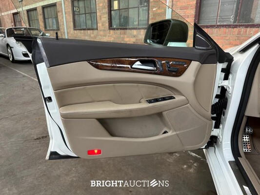 Mercedes-Benz CLS63 AMG 5.5 V8 525pk 2012 CLS-Klasse (53.000 KM)
