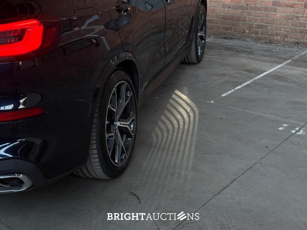 BMW X5 xDrive45e M-Sport 50 Jahre 6-cilinder 394pk 2023, X-243-GJ