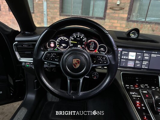 Porsche Panamera Sport Turismo 4 E-Hybrid Executive 2.9 V6 462pk 2018 Sport Chrono, G-856-XL