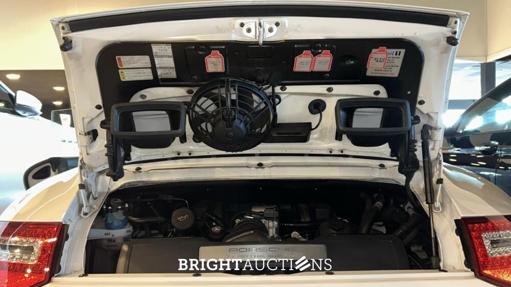 Porsche 911 Carrera 997.2 3.6 345hp 2010 PDK Coupe Youngtimer (87,000 km)