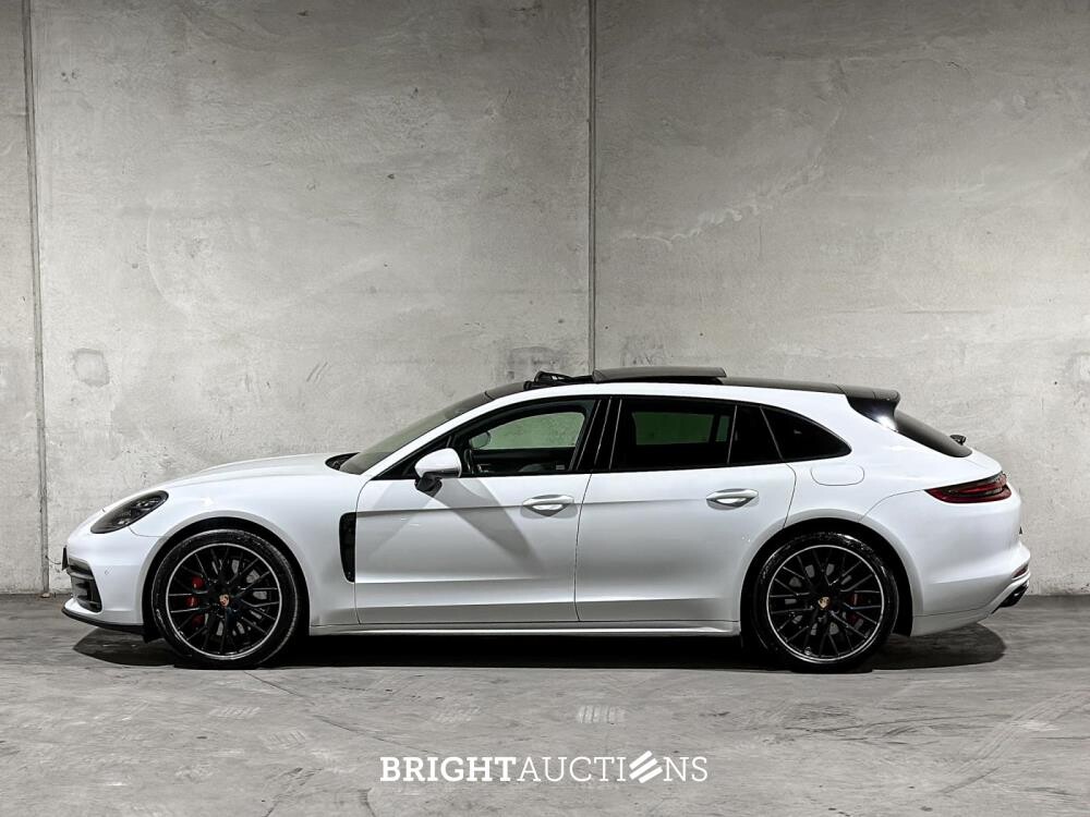 Porsche Panamera Sport Turismo  4 E-Hybrid 2.9 V6 462pk 2018, L-703-KR