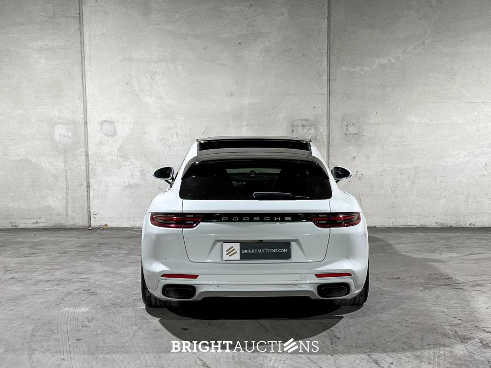 Porsche Panamera Sport Turismo  4 E-Hybrid 2.9 V6 462pk 2018, L-703-KR