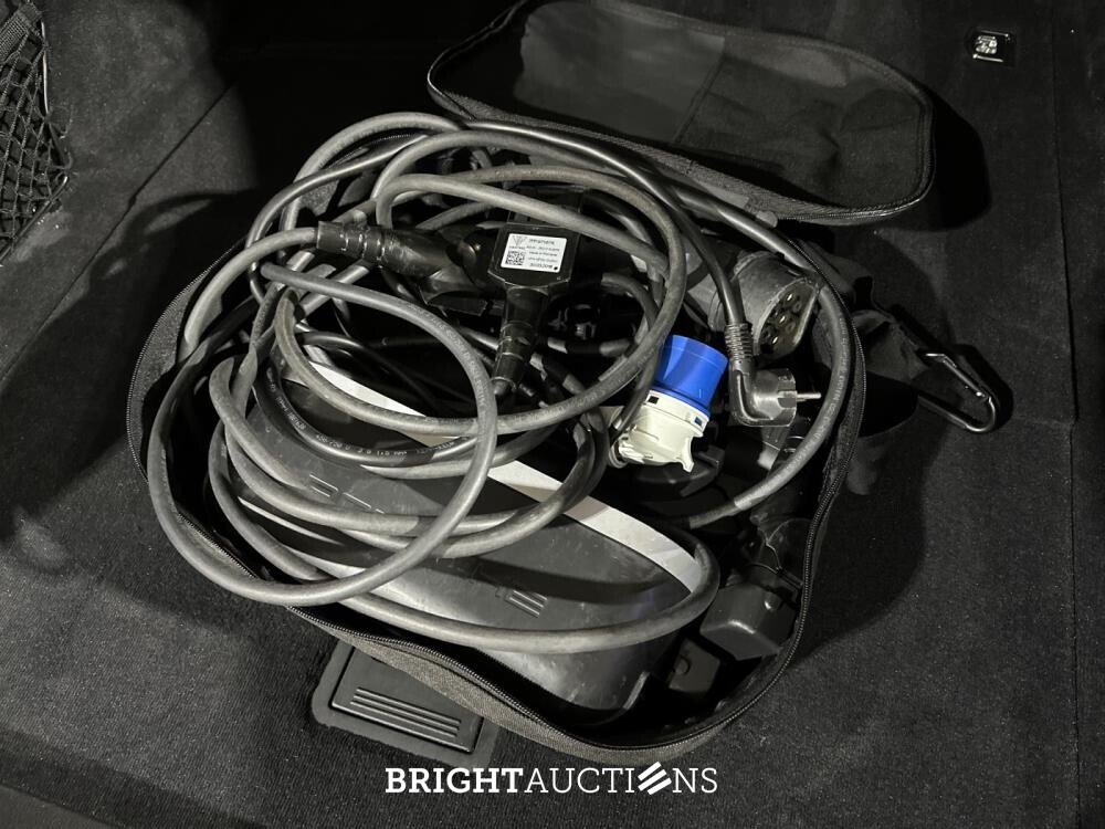 Porsche Panamera Sport Turismo  4 E-Hybrid 2.9 V6 462pk 2018, L-703-KR