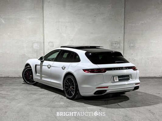 Porsche Panamera Sport Turismo  4 E-Hybrid 2.9 V6 462pk 2018, L-703-KR
