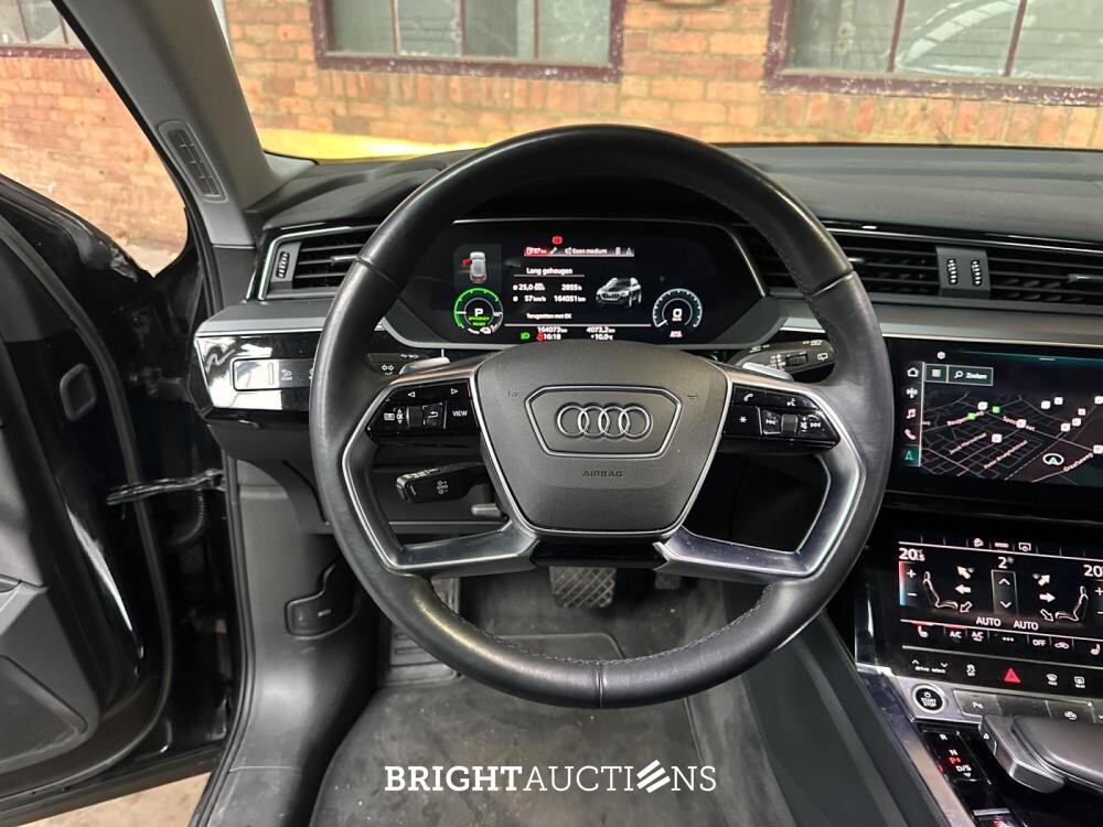 Audi e-tron 50 quattro Business edition 71 kWh 313pk 2020 (Origineel-NL + 1e eigenaar), K-578-JS