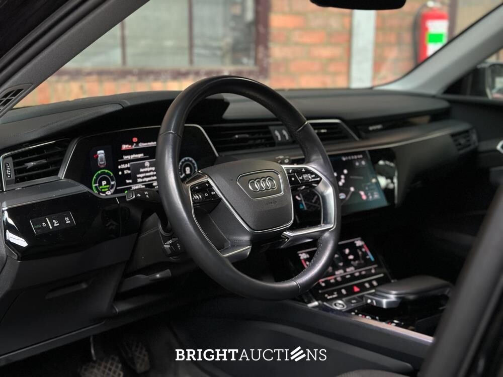 Audi e-tron 50 quattro Business edition 71 kWh 313pk 2020 (Origineel-NL + 1e eigenaar), K-578-JS