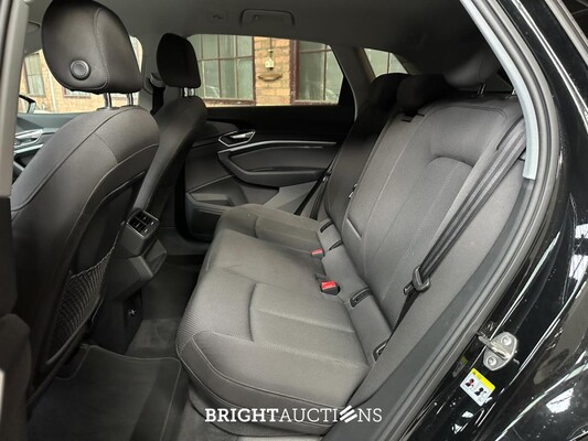 Audi e-tron 50 quattro Business edition 71 kWh 313pk 2020 (Origineel-NL + 1e eigenaar), K-578-JS