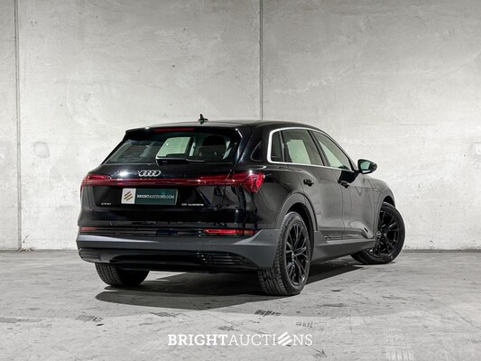 Audi e-tron 55 quattro edition 95 kWh 408pk 2020 (Origineel-NL + 1e eigenaar), K-077-BL