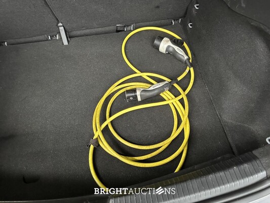 Volkswagen ID.3 City 45 KWh 150pk 2021 (Origineel-NL+1e eigenaar), N-634-HT