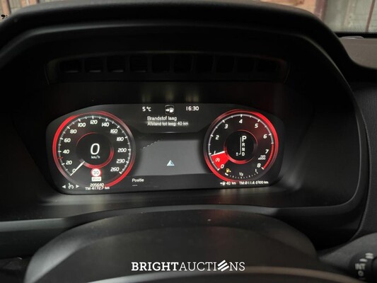 Volvo XC90 2.0 T6 AWD Inscription 320pk 2015, ZR-425-V