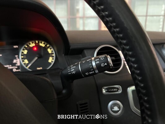 Land Rover Discovery 4 3.0 SDV6 SE HSE 256pk 2015, VNJ-87-T