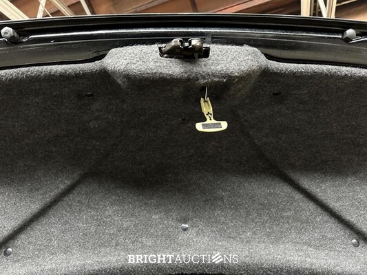 Chrysler 300C HEMI 5.7 V8 340PK 2005 