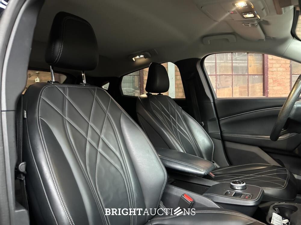 Ford Mustang Mach-E RWD 75 kWh 269pk 2021 (Origineel-NL + 1e eigenaar), N-361-JS