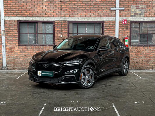 Ford Mustang Mach-E RWD 75 kWh 269pk 2021 (Origineel-NL + 1e eigenaar), N-361-JS