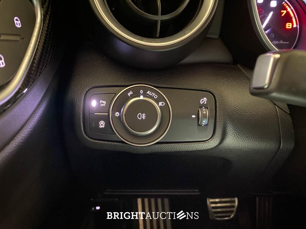 Alfa Romeo Giulia 2.9 V6 Quadrifoglio 510pk 2016, HDV-68-V