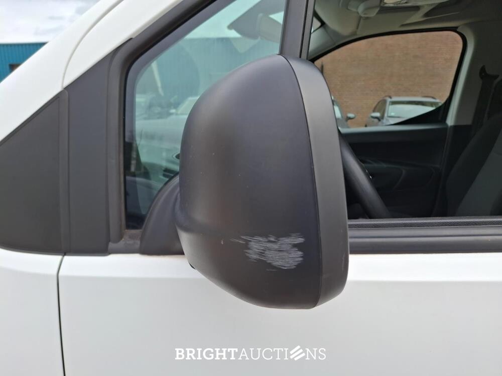Citroen Berlingo 1.5 BlueHDI Club XL 99 pk 2021, VKR-08-B