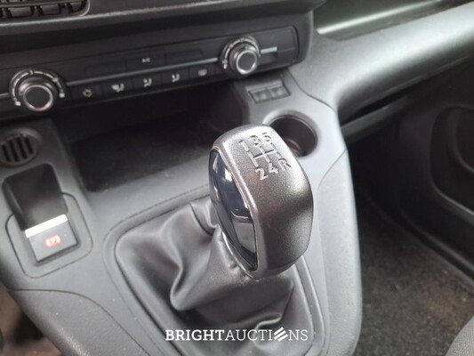 Citroen Berlingo 1.5 BlueHDI Club XL 99 pk 2021, VKR-08-B