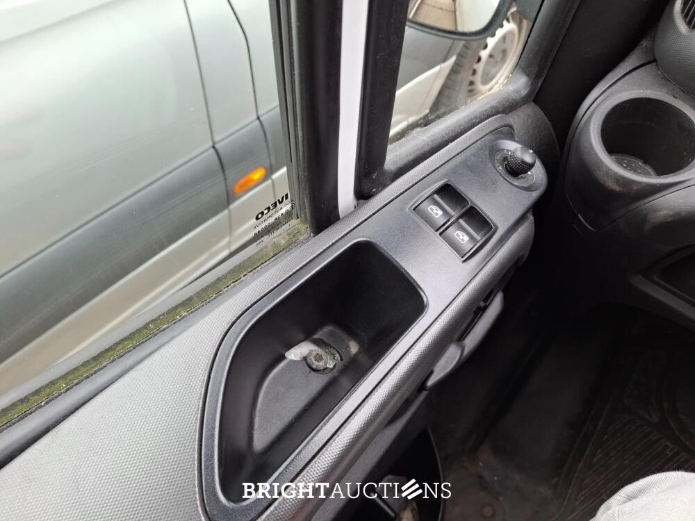 Iveco Daily 35S14V 2.3 352L H3 137 pk 2022, VNX-84-K
