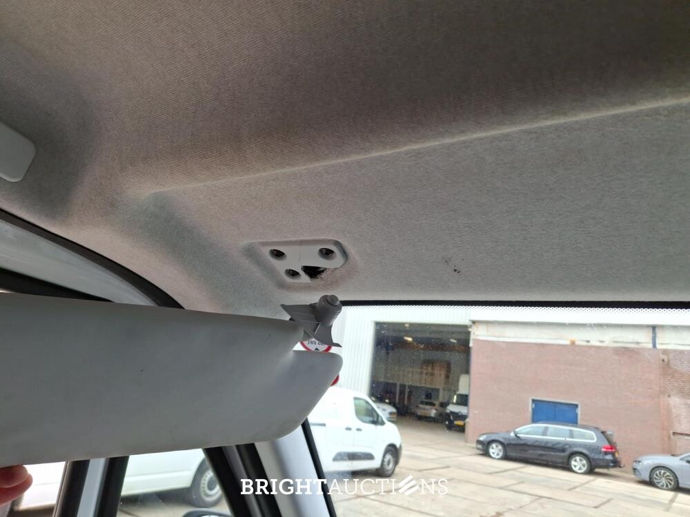 Iveco Daily 35S14V 2.3 352L H3 137 pk 2022, VNX-84-K