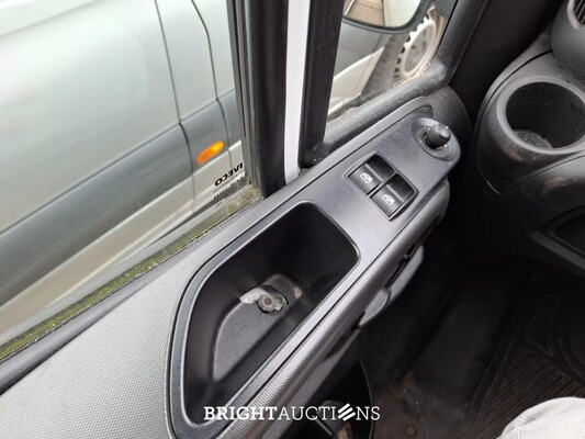 Iveco Daily 35S14V 2.3 352L H3 137 pk 2022, VNX-84-K