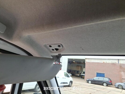 Iveco Daily 35S14V 2.3 352L H3 137 pk 2022, VNX-84-K