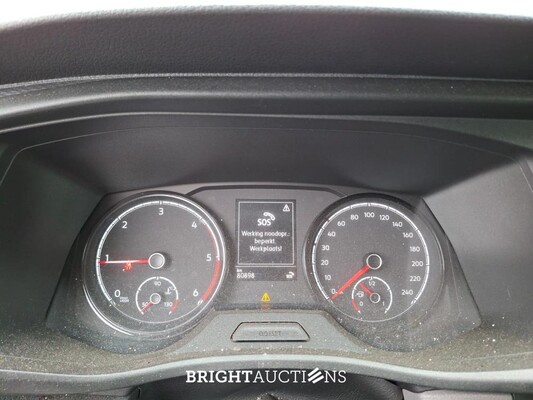Volkswagen Transporter 2.0 TDI L1H1 26 Economy Business 90 pk 2021, VJN-72-V