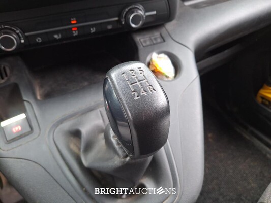 Citroen Berlingo 1.5 BlueHDI Club XL 99 pk 2021, VKN-18-K