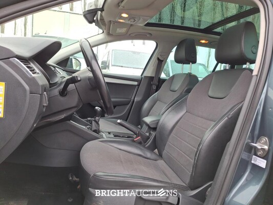 Skoda Octavia Combi 1.0 TSI Greentech Ambition Business 116 pk 2017, NG-420-V