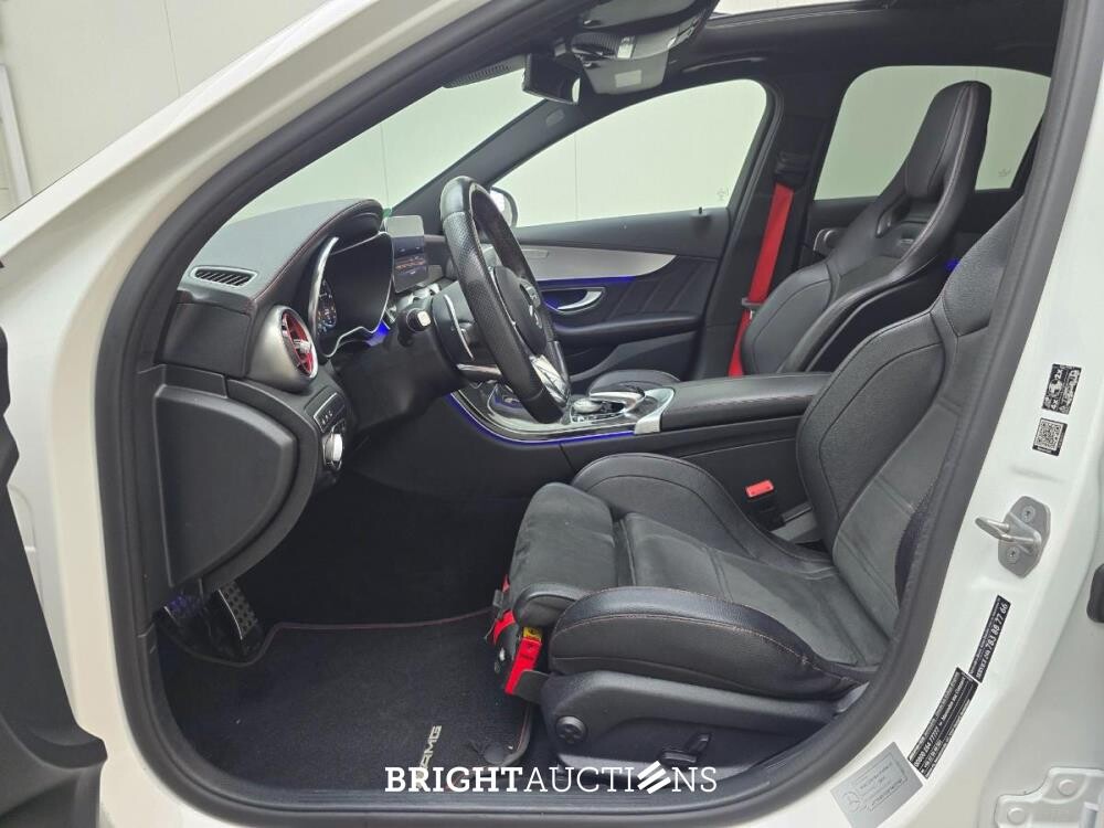 Mercedes-Benz C43 AMG 3.0L V6 4MATIC Premium Plus Pack 390pk 2019 C-klasse, S-200-SJ