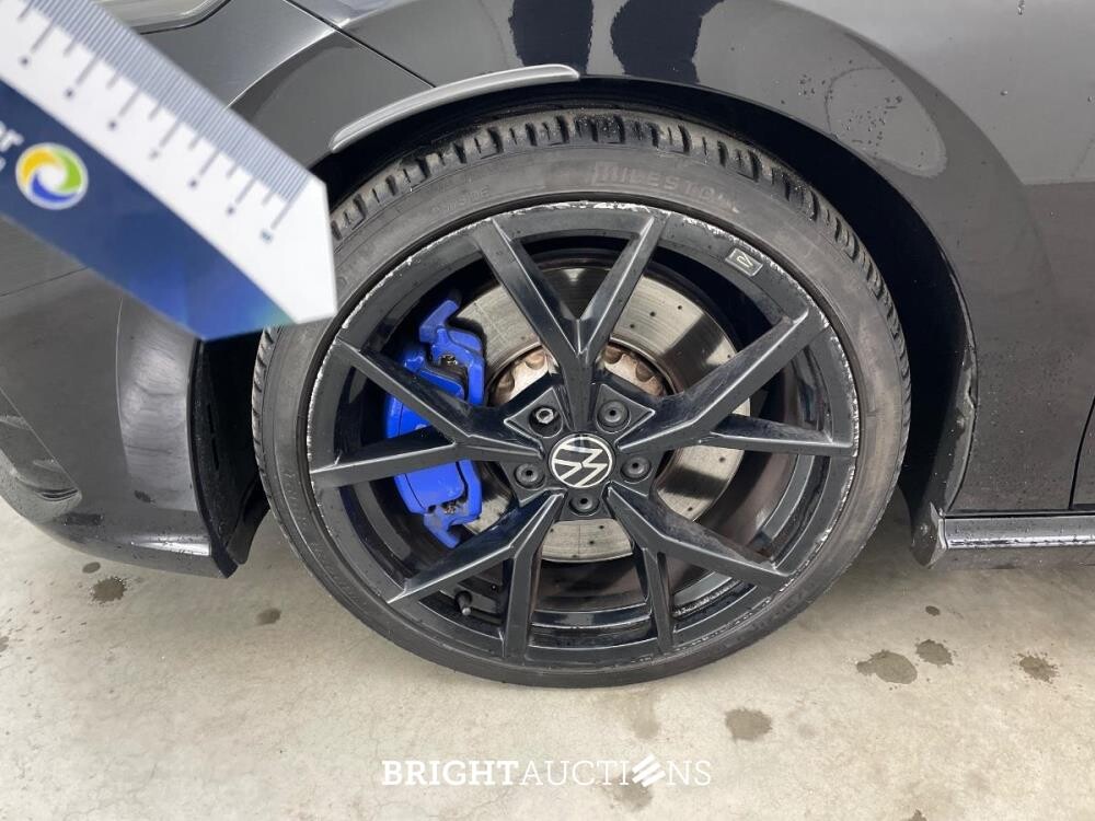 Volkswagen Golf R 2.0 TSI 4Motion Akrapovič 320 pk 2021, R-948-FB