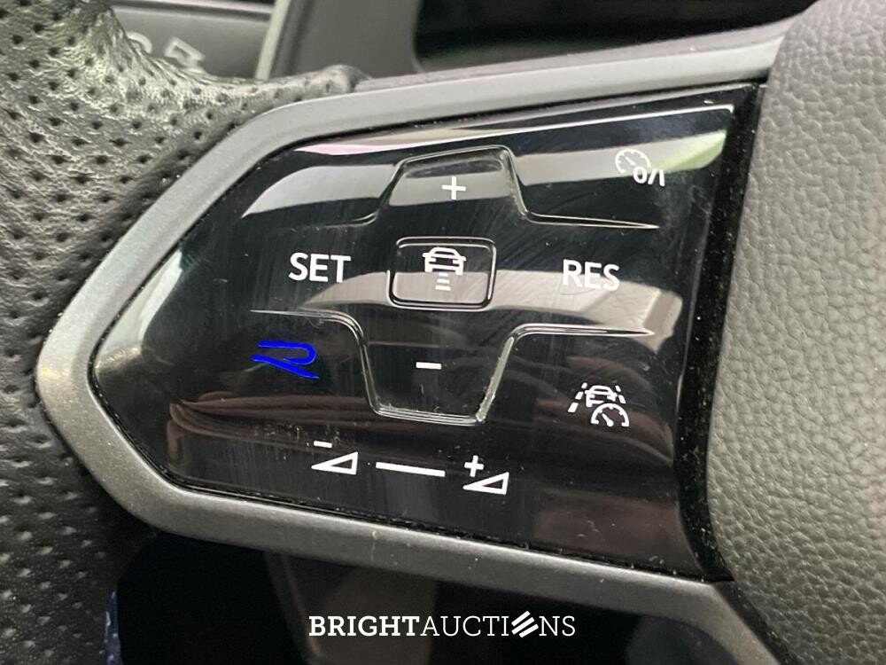 Volkswagen Golf R 2.0 TSI 4Motion Akrapovič 320 pk 2021, R-948-FB