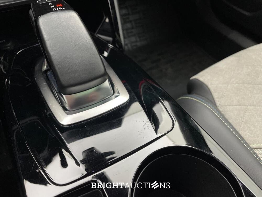 Peugeot e-2008 EV GT 50 kWh 136 pk 2020, J-619-VK