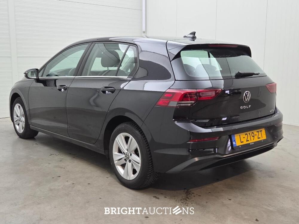 Volkswagen Golf 1.0 eTSI Life 110 pk 2021, L-219-ZT
