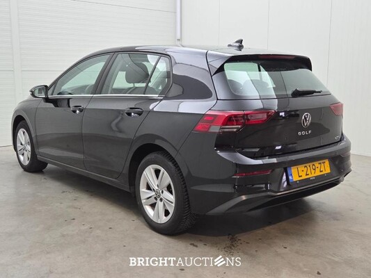 Volkswagen Golf 1.0 eTSI Life 110 pk 2021, L-219-ZT