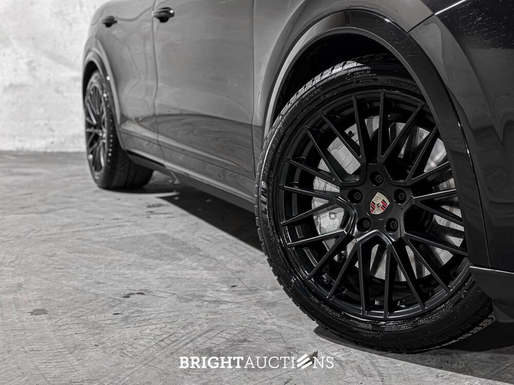 Porsche Cayenne Coupe Turbo 4.0 V8 549pk 2019, J-757-HF