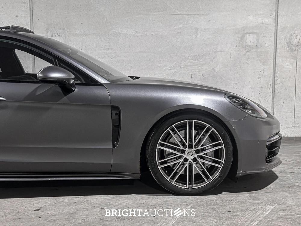 Porsche Panamera Sport Turismo 4 E-Hybrid 2.9 V6 462pk 2018 (Origineel-NL), RR-070-R