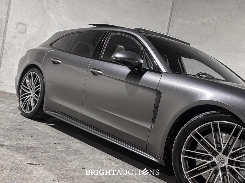 Porsche Panamera Sport Turismo 4 E-Hybrid 2.9 V6 462pk 2018 (Origineel-NL), RR-070-R
