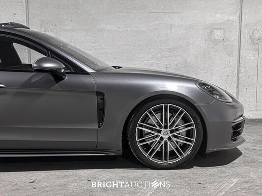 Porsche Panamera Sport Turismo 4 E-Hybrid 2.9 V6 462pk 2018 (Origineel-NL), RR-070-R