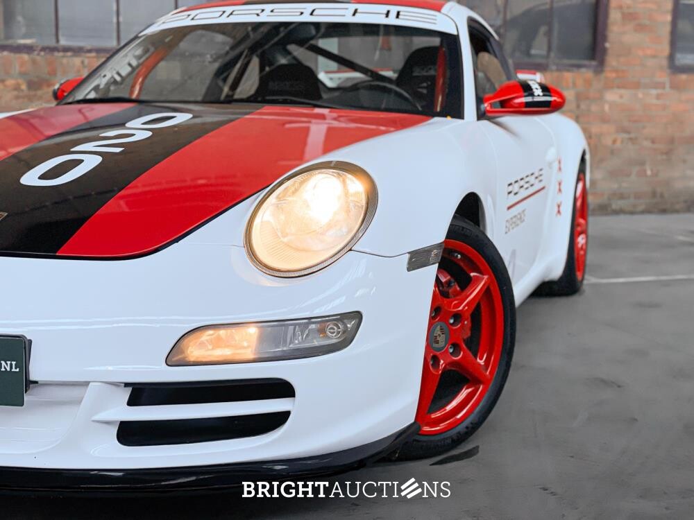 Porsche 911 Carrera 3.6 997 325hp 2005 -TRACK TOY-, 55-SGD-4 Youngtimer
