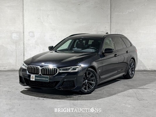BMW 520i Touring High Executive Edition M-Sport 184pk 2021 (Origineel-NL) 5-Serie G31, L-194-JX