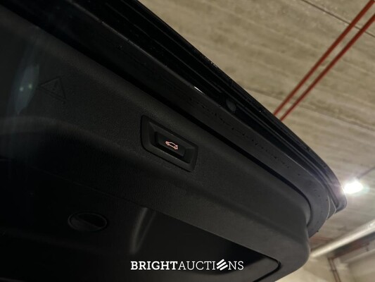 BMW 520i Touring High Executive Edition M-Sport 184pk 2021 (Origineel-NL) 5-Serie G31, L-194-JX